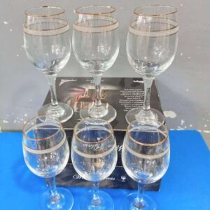 6 pcs gold rim wine glasses
